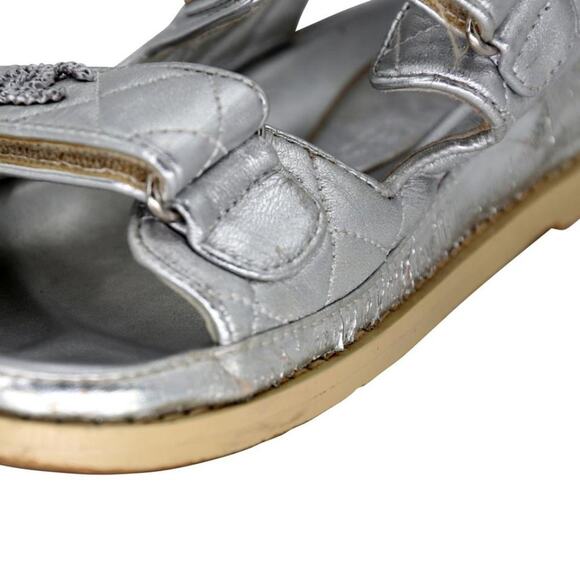 Chanel Cc Logo Dad 35 Quilted Leather Sandals CC-0916N-0007 - Picture 9 of 12